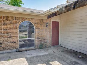 600  Billie Ruth Lane , Hurst Texas 76053