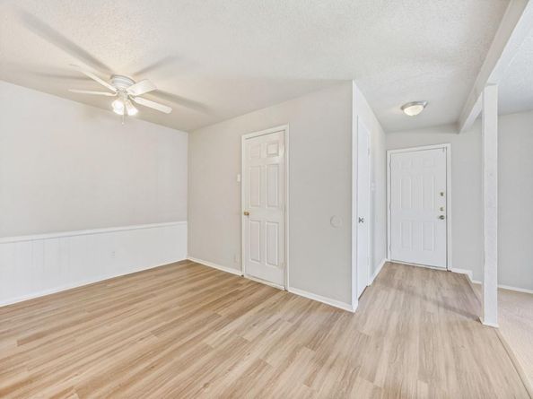 600  Billie Ruth Lane , Hurst Texas 76053