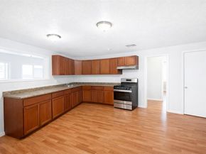 1413  Lindsey Street , Fort Worth Texas 76105