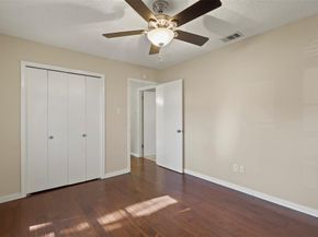 409  Colonial Drive , Garland Texas 75043