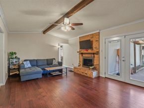 409  Colonial Drive , Garland Texas 75043