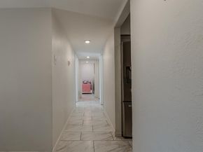 2721 W Oakdale Road , Irving Texas 75060