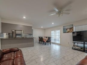 2721 W Oakdale Road , Irving Texas 75060