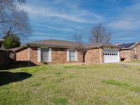 2721 W Oakdale Road , Irving Texas 75060