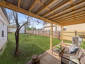 827  Westmount Avenue , Dallas Texas 75211