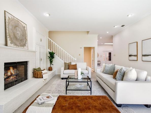 3441  Courtyard Circle , Farmers Branch Texas 75234