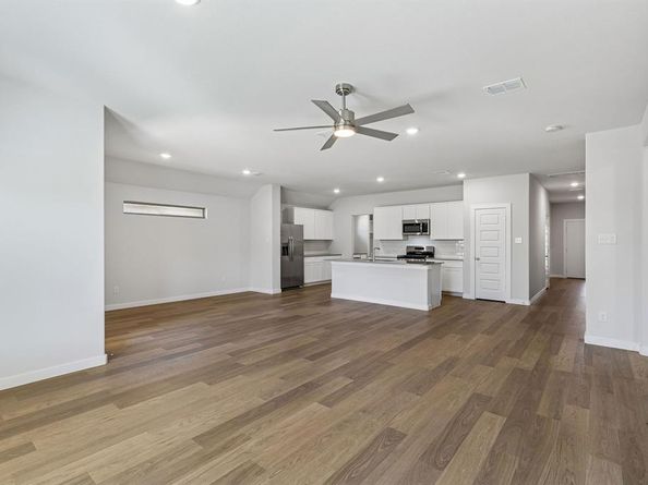 2225  Magenta Lane , Aubrey Texas 76227