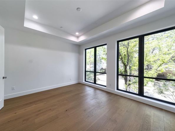 3601  Routh Street  2F, Dallas Texas 75219