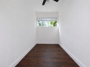 918  Elsbeth Street , Dallas Texas 75208