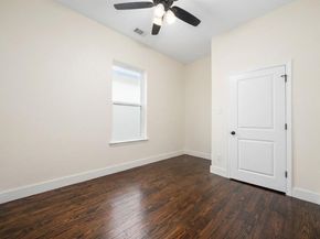 918  Elsbeth Street , Dallas Texas 75208