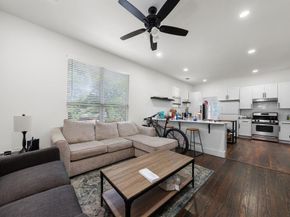 918  Elsbeth Street , Dallas Texas 75208