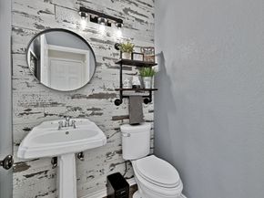 720  Bridget Way , Hurst Texas 76054