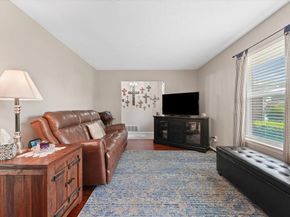 1233  Bardfield Avenue , Garland Texas 75041