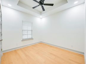 1102  Fort Worth Street , Grand Prairie Texas 75050
