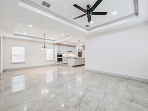 1102  Fort Worth Street , Grand Prairie Texas 75050