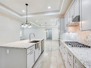 1102  Fort Worth Street , Grand Prairie Texas 75050