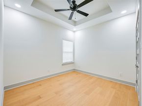 1102  Fort Worth Street , Grand Prairie Texas 75050