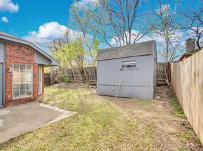 324  Faircrest Drive , Arlington Texas 76018