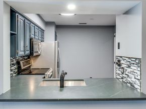 5200  Martel Avenue  3N, Dallas Texas 75206