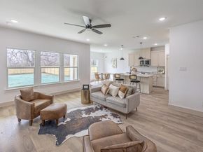 5100  Chapman Street , Fort Worth Texas 76105