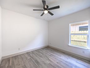 5100  Chapman Street , Fort Worth Texas 76105