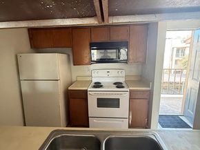 6050  Melody Lane  324, Dallas Texas 75231