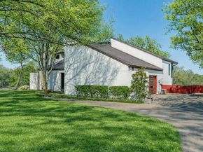 1816  Southpark Drive , Arlington Texas 76013