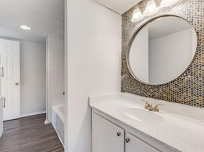 9524  Military Parkway  14003, Dallas Texas 75227