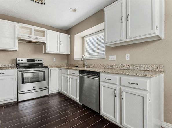 1511  Sabine Pass , Mesquite Texas 75150