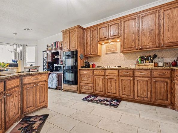 232  Patricia Lane , Highland Village Texas 75077