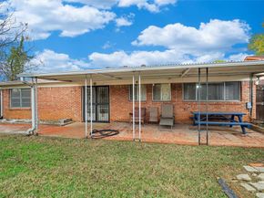 1108  Paula Drive , Arlington Texas 76012