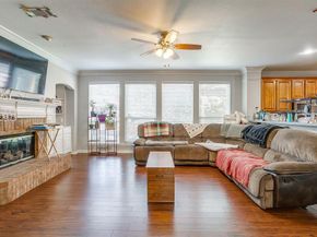 6602  Fox Glen Drive , Arlington Texas 76001