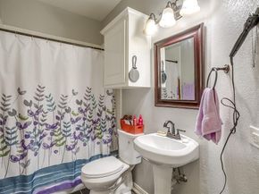 6602  Fox Glen Drive , Arlington Texas 76001