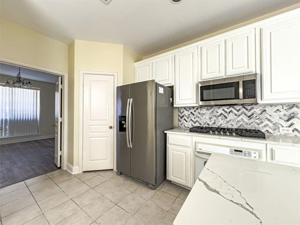 1905  Meera Lane , Mansfield Texas 76063