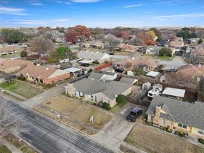 3002  Penny Lane , Euless Texas 76039