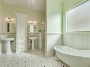 895  Ivy Lane , Rockwall Texas 75087