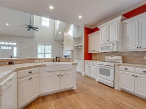 895  Ivy Lane , Rockwall Texas 75087