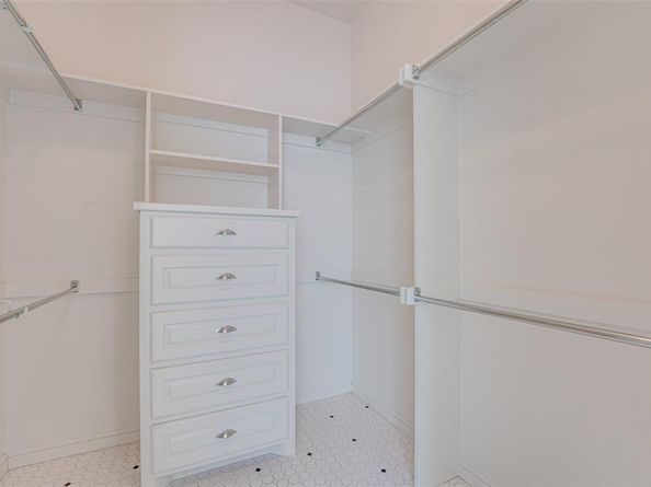 895  Ivy Lane , Rockwall Texas 75087