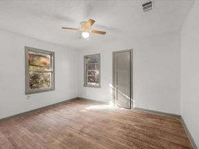 5525  Taylor Road , River Oaks Texas 76114