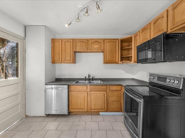 5525  Taylor Road , River Oaks Texas 76114