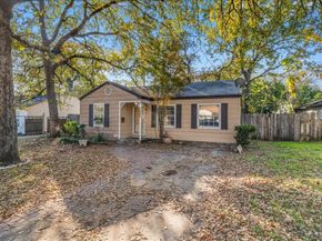 5525  Taylor Road , River Oaks Texas 76114