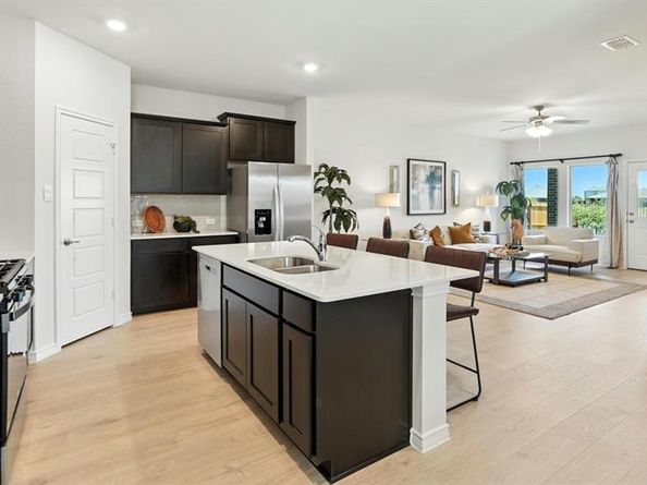 3509  Bar Claims Street , Aubrey Texas 76227