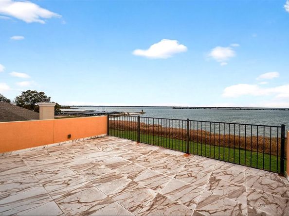 5218  Lake Terrace Court , Garland Texas 75043