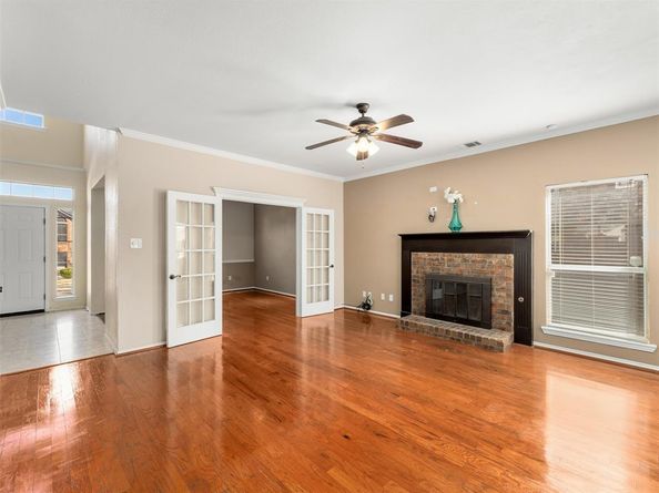 1112  Wild Cherry Drive , Carrollton Texas 75010