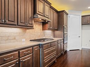 2112  Vista Creek Drive , Frisco Texas 75036