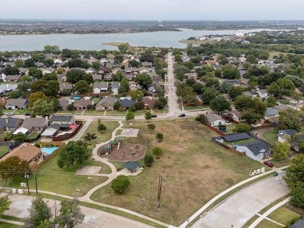 3912  Willow Bend Drive , The Colony Texas 75056