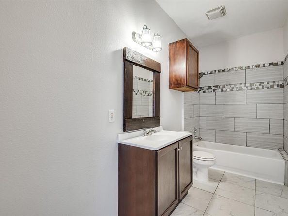 2815  Reagan Street , Dallas Texas 75219