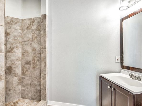 2815  Reagan Street , Dallas Texas 75219