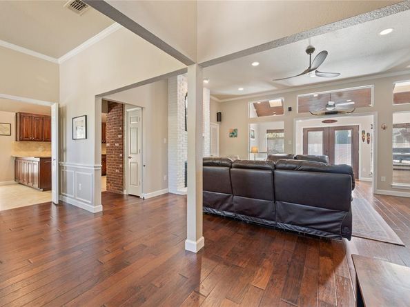 4404  Rambling Creek Drive , Arlington Texas 76016