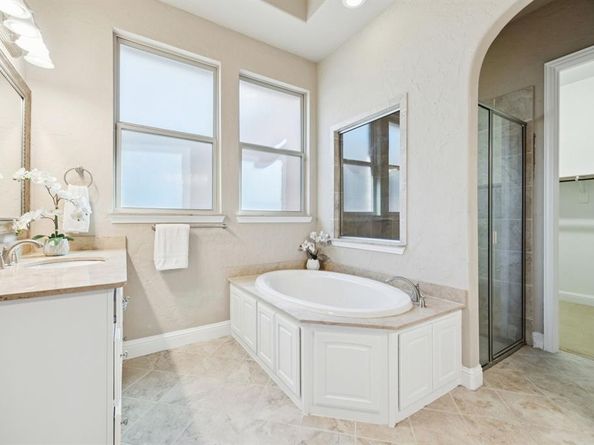 1852  Audubon Pond Way , Allen Texas 75013